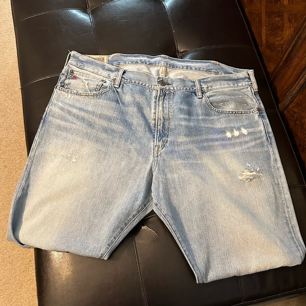 Men’s Polo jeans.